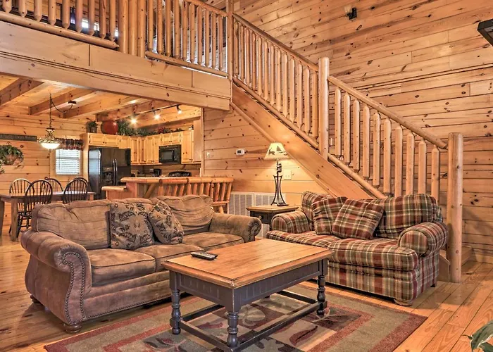 Pigeon Forge Cabin With Games, 1 Mi To Parkway!