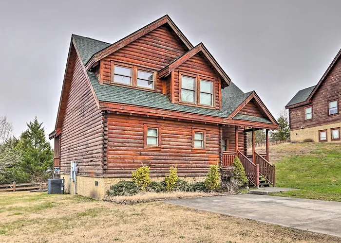 Pigeon Forge Cabin With Games, 1 Mi To Parkway!