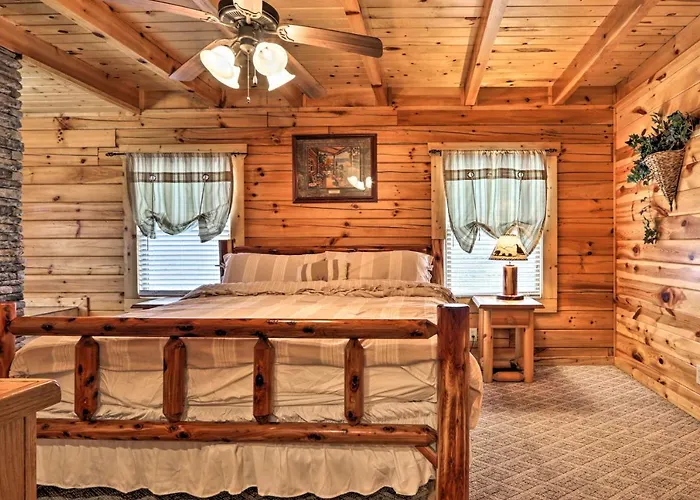 Pigeon Forge Cabin With Games, 1 Mi To Parkway!
